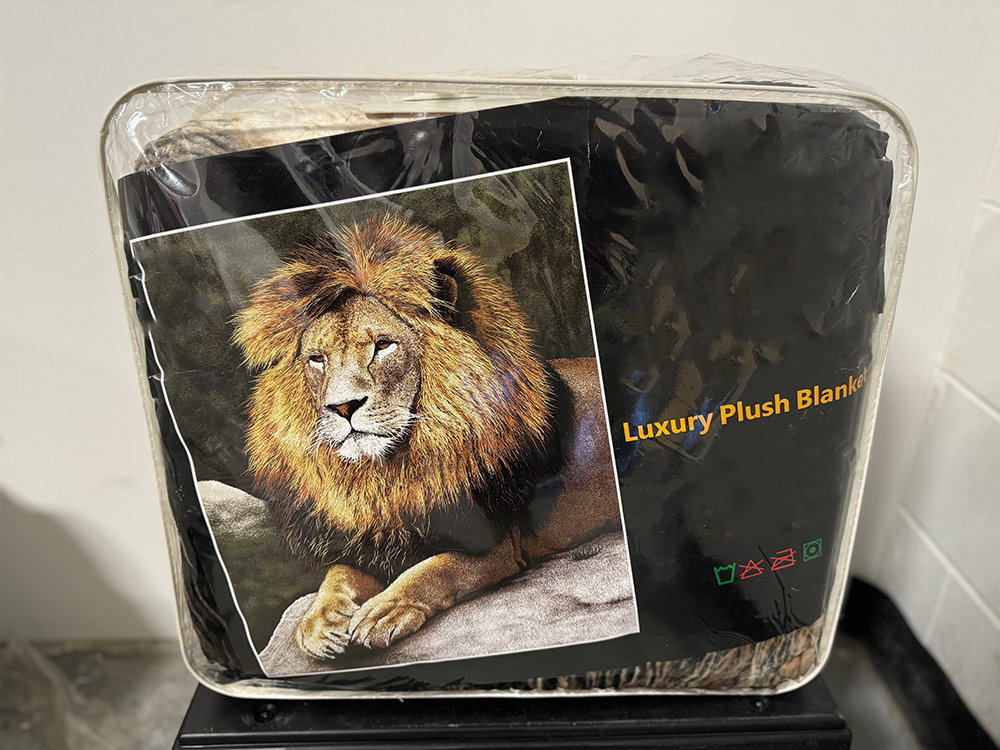 Queen Size Tiger Luxury Plush Blanket